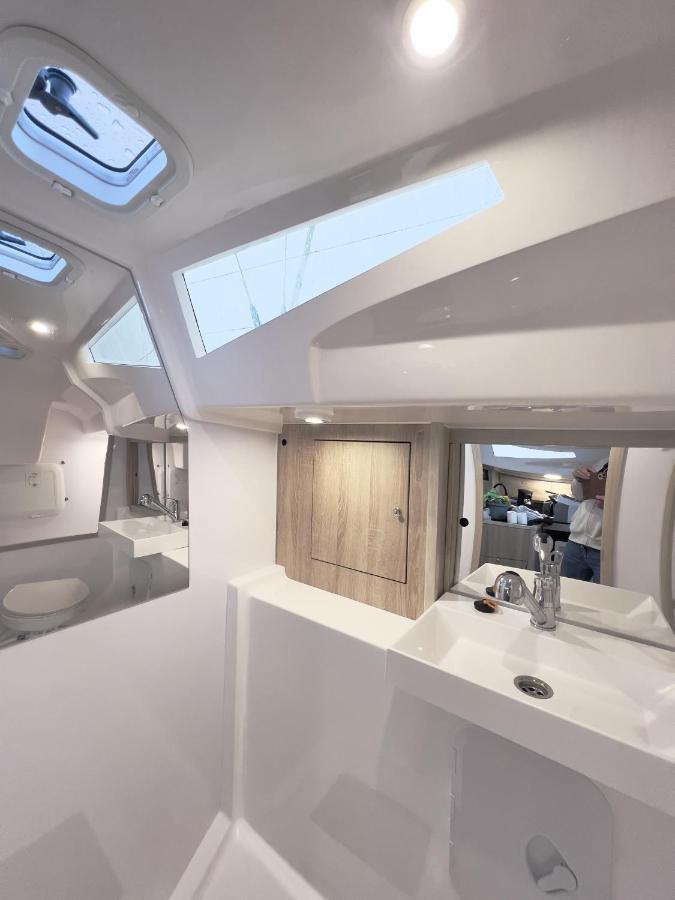 Hausboot Segelyacht Nui Hotel Burgtiefe auf Fehmarn Bagian luar foto